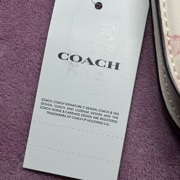 Coach Penn Shoulder Lip Print Bag - Picture 3 of 7